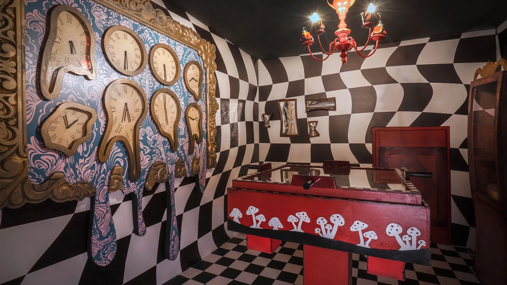 Set des Escape Rooms Alice In Wonderland