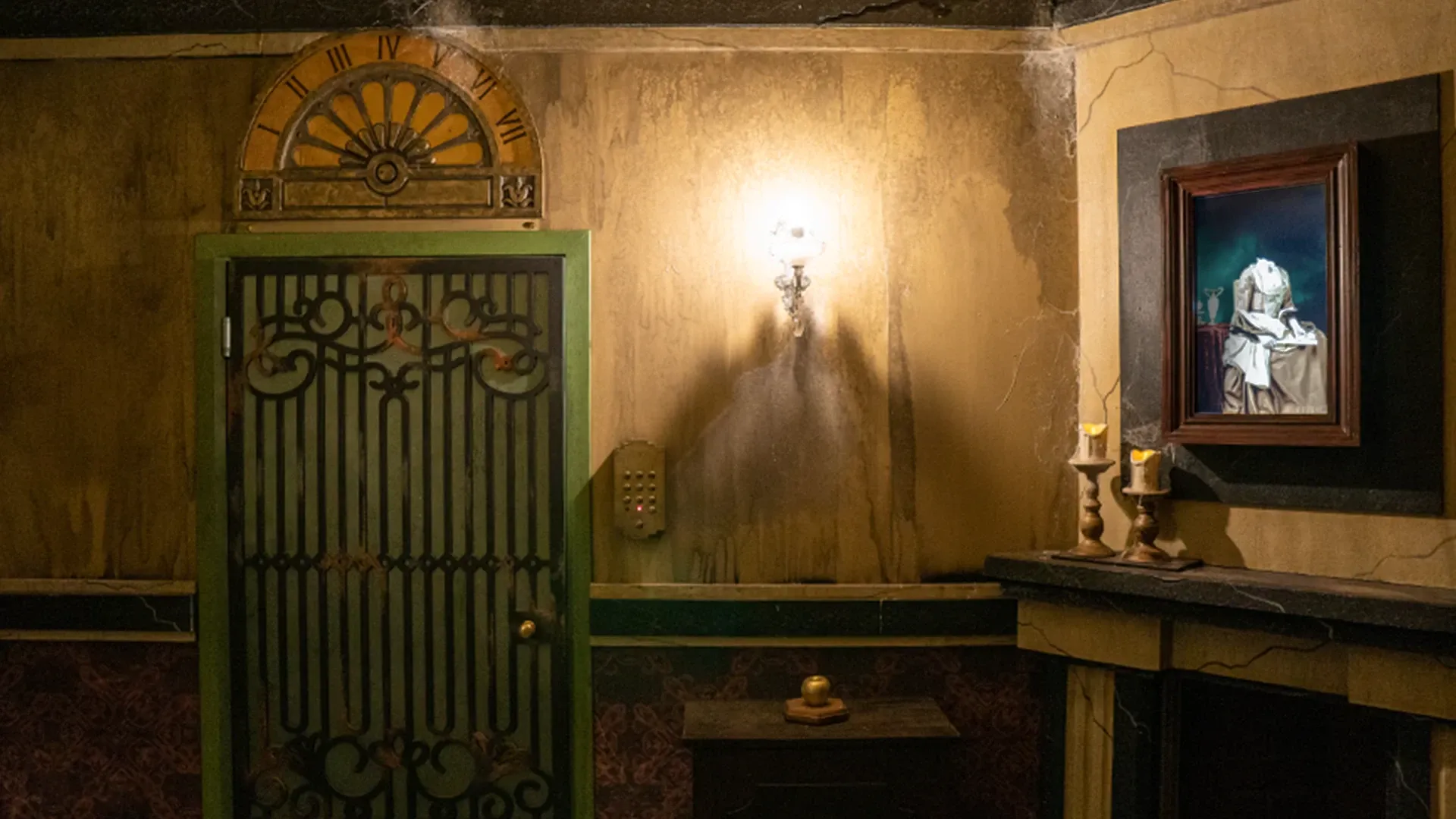Decorado del escape room Nightmare Hotel
